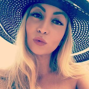 Meet your Posher, Maritza